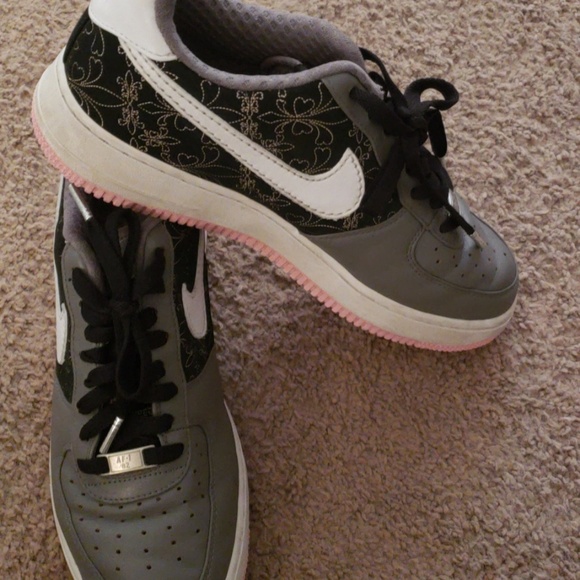 nike air force 1 womens size 9.5